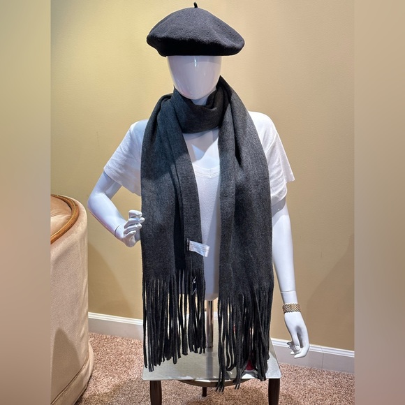 Lucky Brand SOFT Gray Thick Acrylic Oversized Knit Blanket Scarf Wrap OSFM - Picture 2 of 8